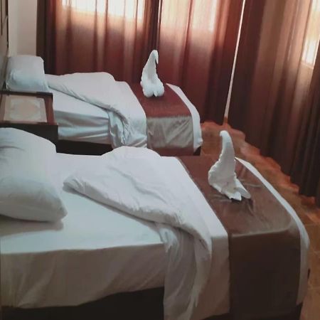 Al-Nujoom Hotel Suites Amman Eksteriør bilde
