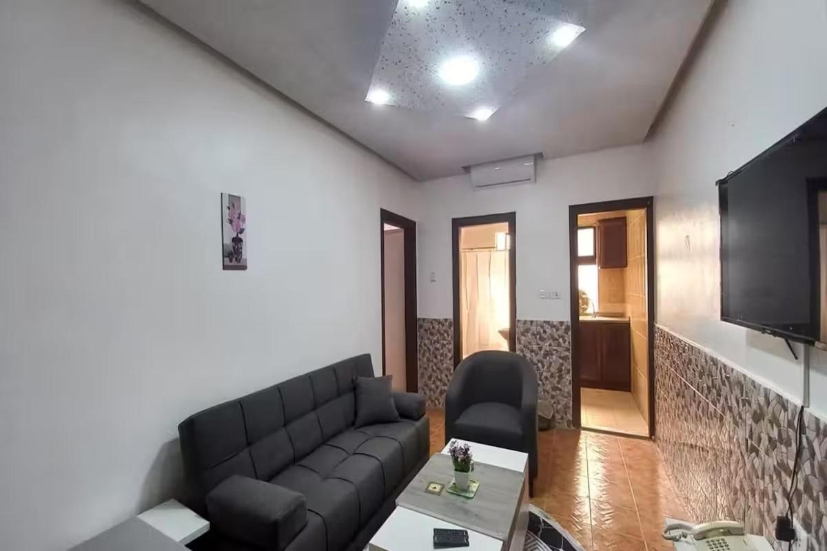 Al-Nujoom Hotel Suites Amman Eksteriør bilde