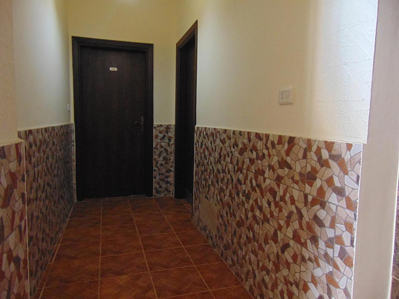 Al-Nujoom Hotel Suites Amman Eksteriør bilde